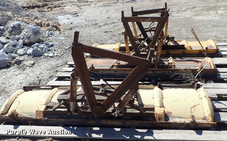 image for item DF8836 (3) snow plows