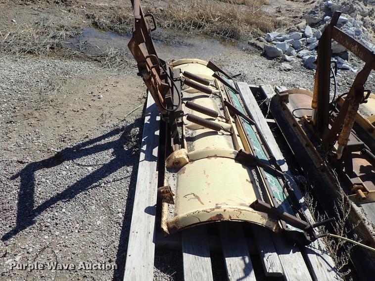 image for item DF8836 (3) snow plows