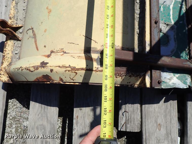 image for item DF8836 (3) snow plows