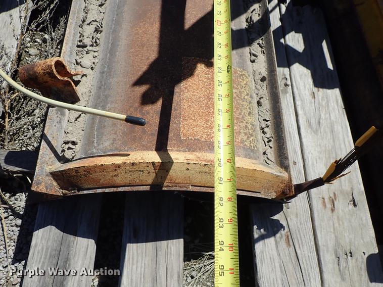 image for item DF8836 (3) snow plows