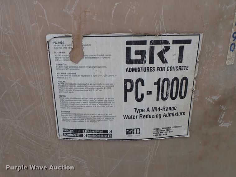 image for item DF8860 (2) poly tanks