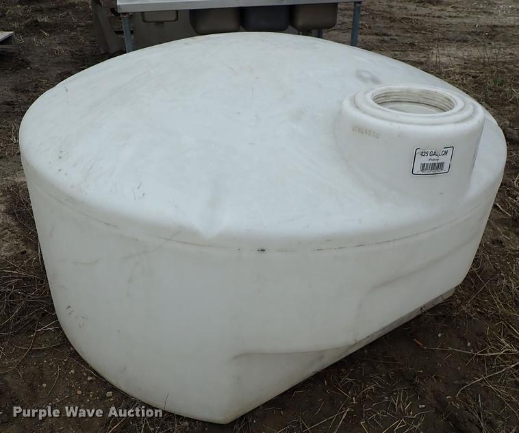 image for item DF8860 (2) poly tanks