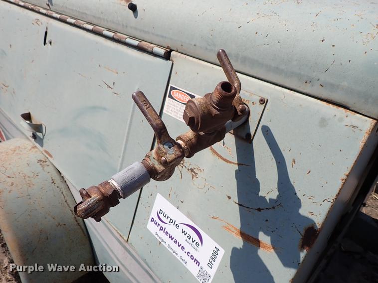 image for item DF8864 Gardner Denver air compressor