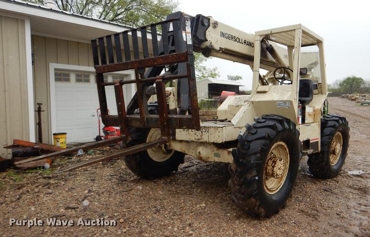 image for item DG1020 Ingersoll Rand VR70 telehandler