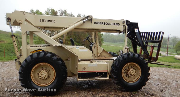 image for item DG1020 Ingersoll Rand VR70 telehandler