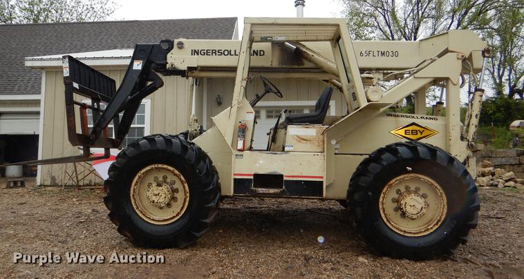 image for item DG1020 Ingersoll Rand VR70 telehandler