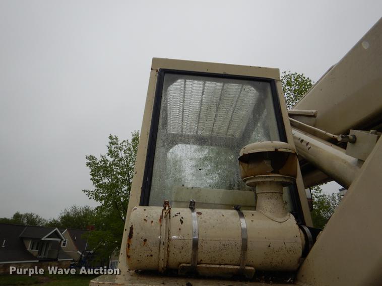 image for item DG1020 Ingersoll Rand VR70 telehandler