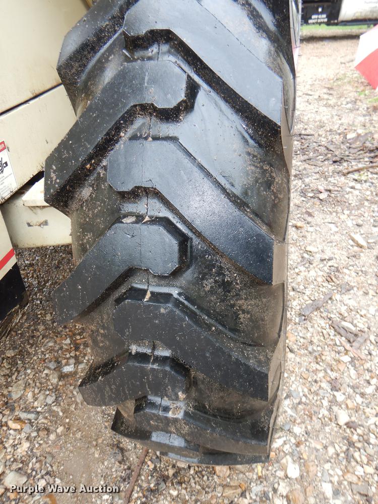 image for item DG1020 Ingersoll Rand VR70 telehandler