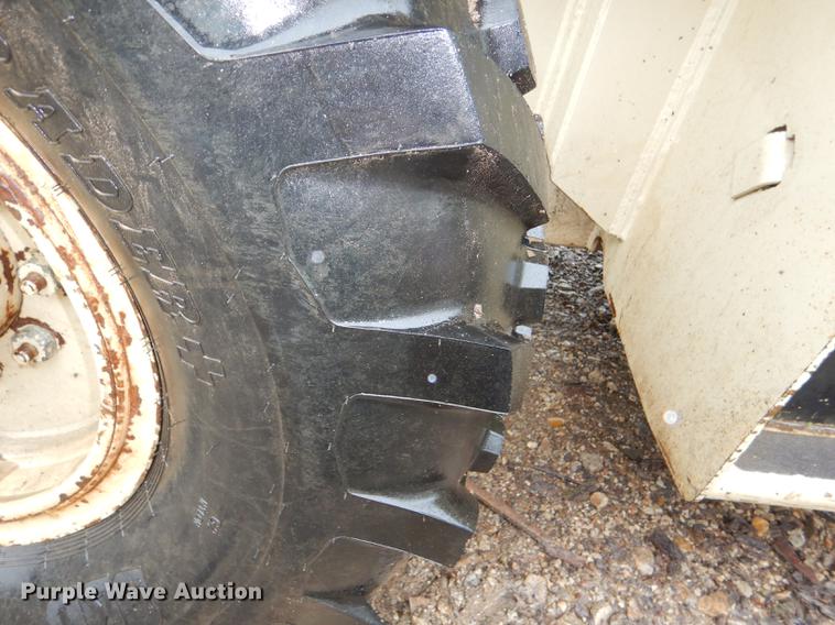 image for item DG1020 Ingersoll Rand VR70 telehandler