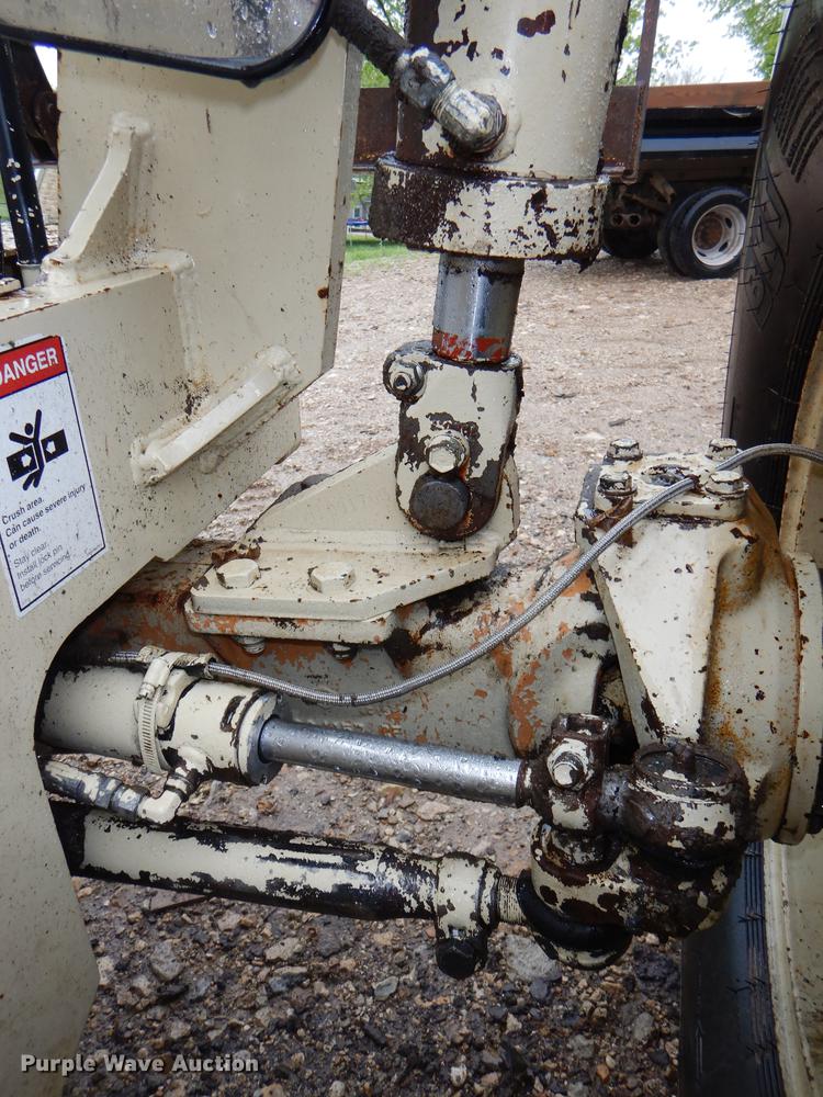 image for item DG1020 Ingersoll Rand VR70 telehandler