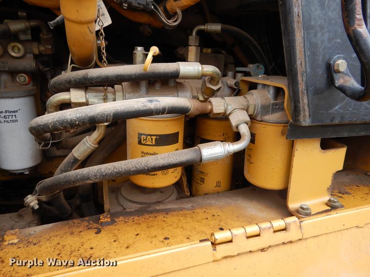 image for item DY9812 2005 Caterpillar 953C track loader