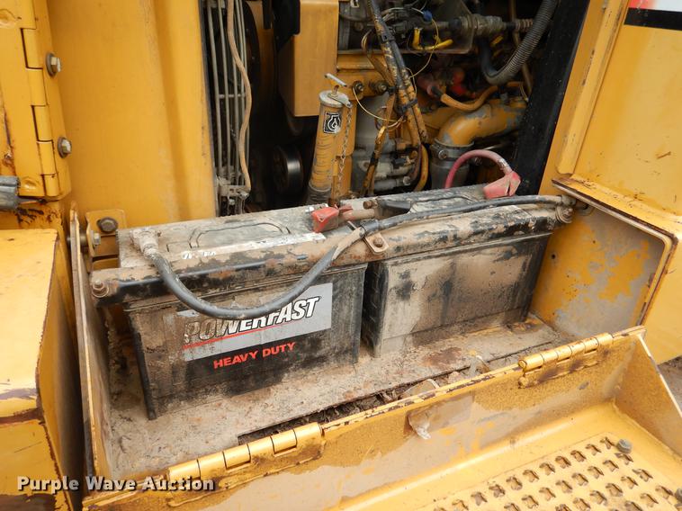 image for item DY9812 2005 Caterpillar 953C track loader