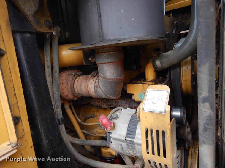 image for item DY9812 2005 Caterpillar 953C track loader