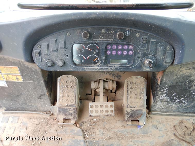 image for item DY9812 2005 Caterpillar 953C track loader