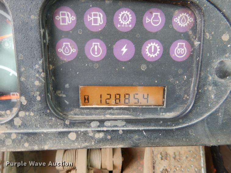 image for item DY9812 2005 Caterpillar 953C track loader