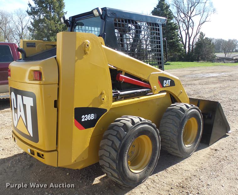 image for item EF9512 2013 Caterpillar 236B3 skid steer