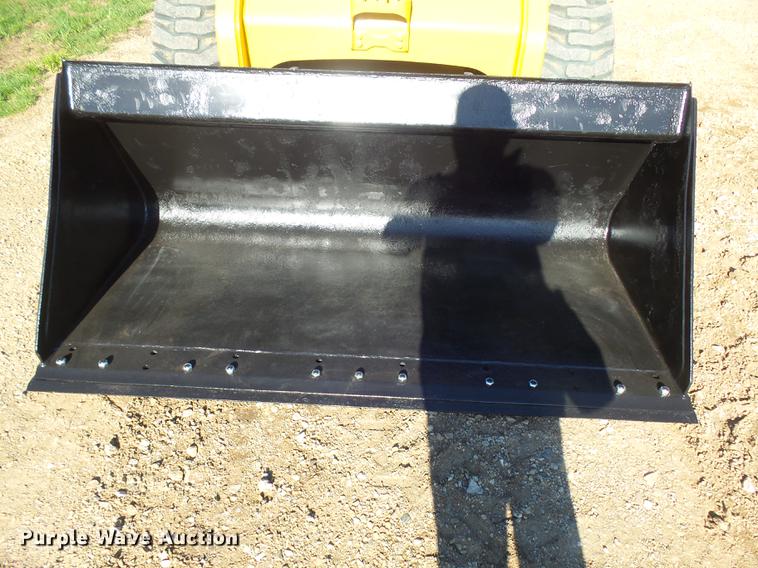 image for item EF9512 2013 Caterpillar 236B3 skid steer