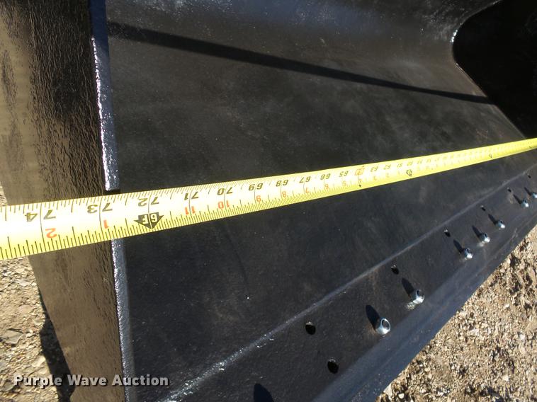 image for item EF9512 2013 Caterpillar 236B3 skid steer