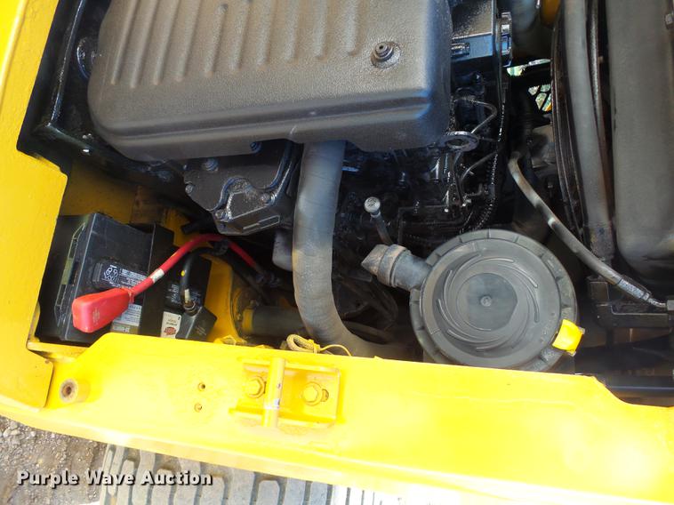 image for item EF9512 2013 Caterpillar 236B3 skid steer