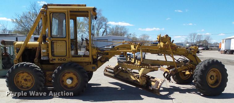 image for item EM9161 1966 Allis Chalmers M100B motor grader
