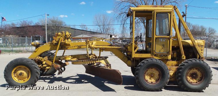 image for item EM9161 1966 Allis Chalmers M100B motor grader