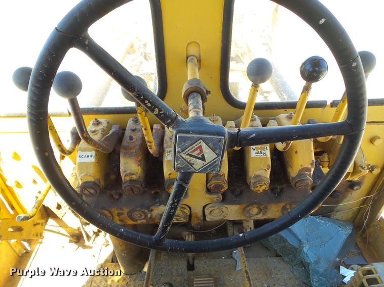 image for item EM9161 1966 Allis Chalmers M100B motor grader