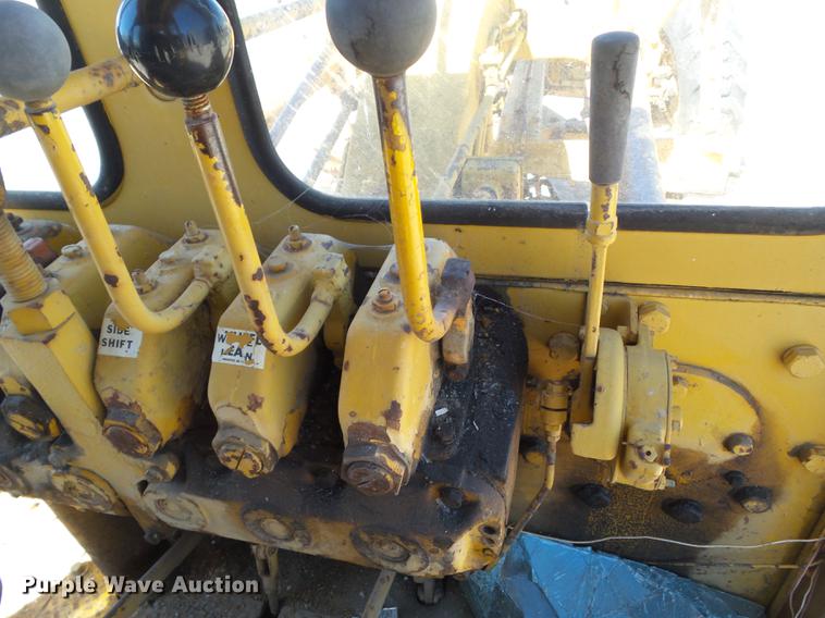 image for item EM9161 1966 Allis Chalmers M100B motor grader