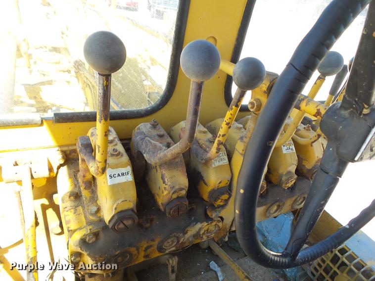 image for item EM9161 1966 Allis Chalmers M100B motor grader