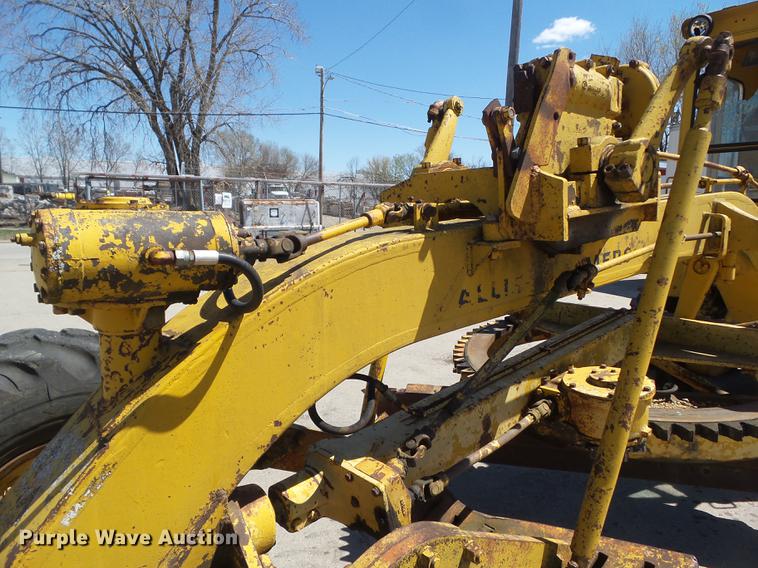 image for item EM9161 1966 Allis Chalmers M100B motor grader