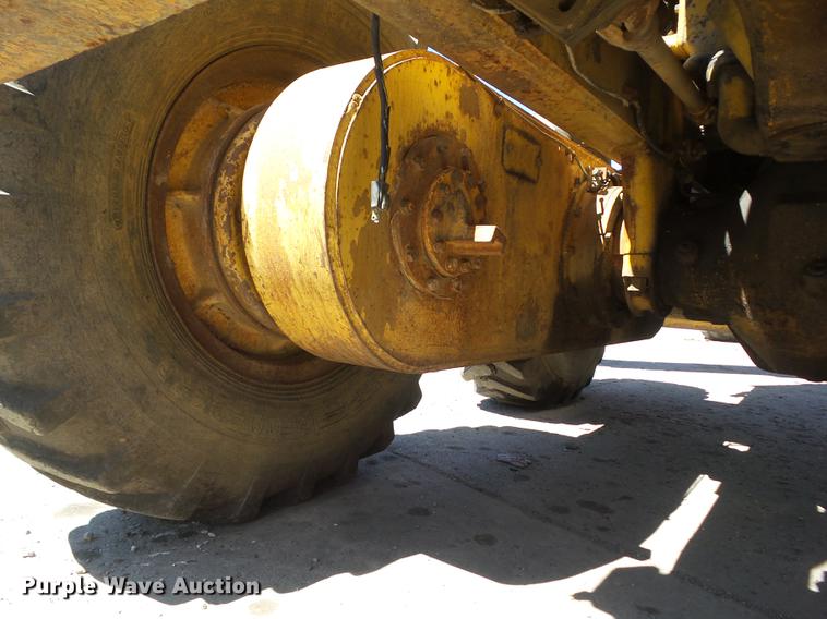 image for item EM9161 1966 Allis Chalmers M100B motor grader