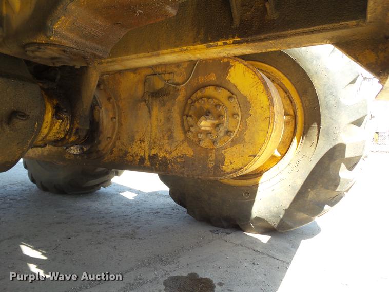 image for item EM9161 1966 Allis Chalmers M100B motor grader