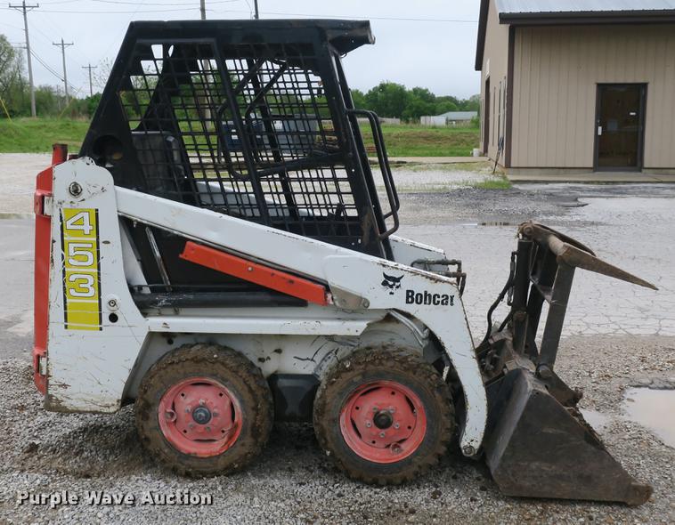 image for item EO9480 1999 Bobcat 453 skid steer