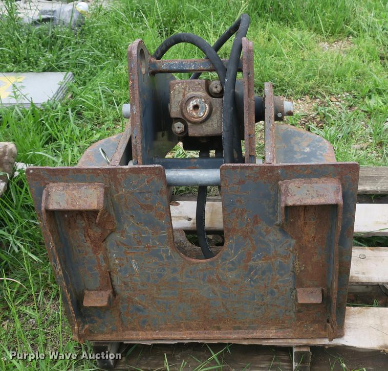 image for item EO9480 1999 Bobcat 453 skid steer