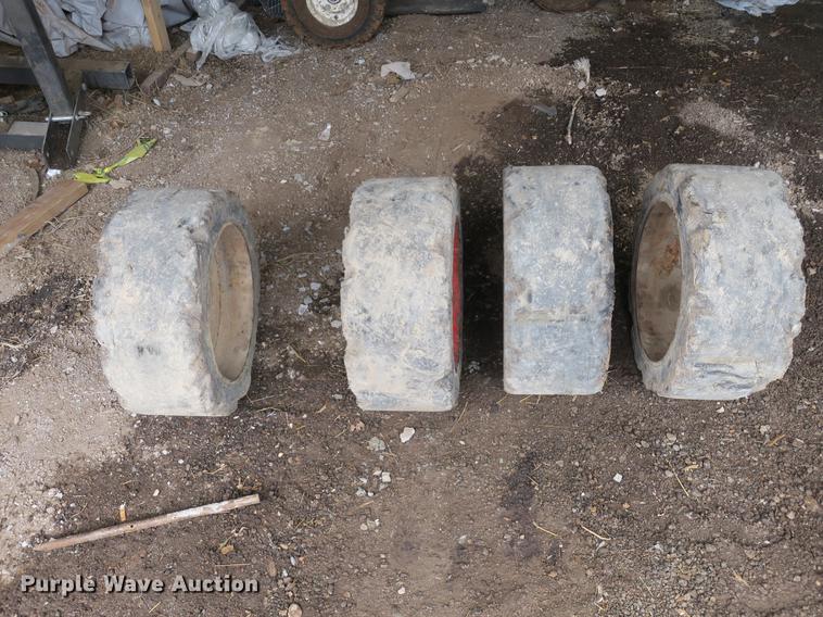 image for item EO9480 1999 Bobcat 453 skid steer