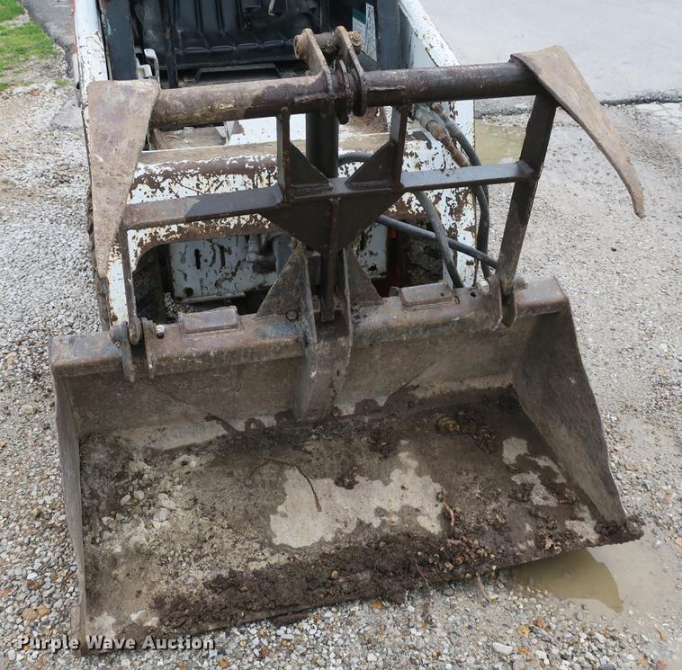 image for item EO9480 1999 Bobcat 453 skid steer