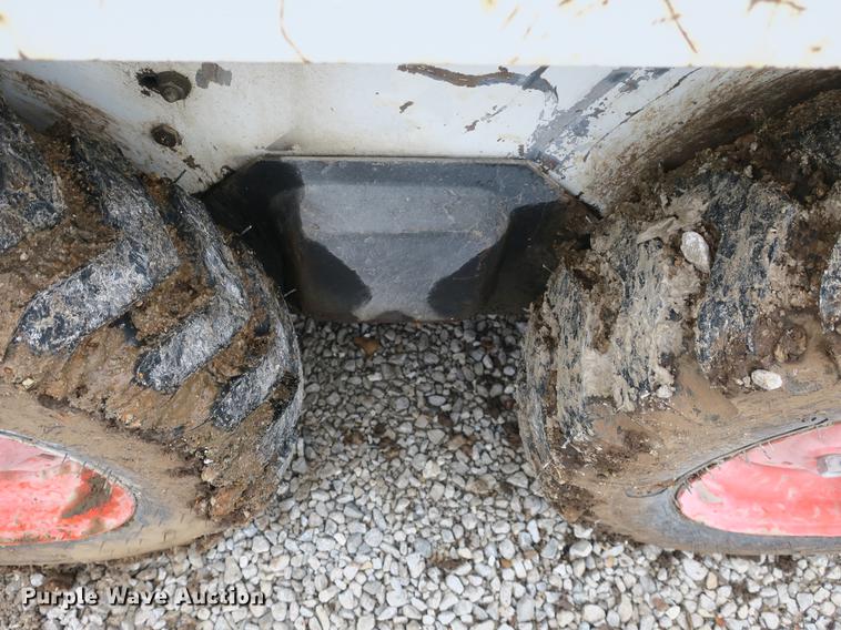 image for item EO9480 1999 Bobcat 453 skid steer