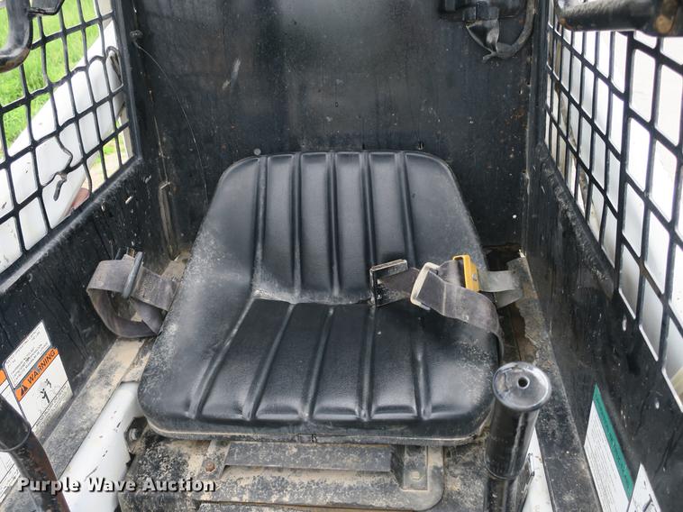 image for item EO9480 1999 Bobcat 453 skid steer