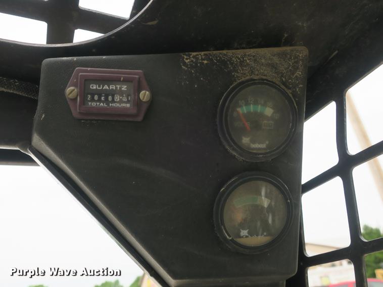 image for item EO9480 1999 Bobcat 453 skid steer