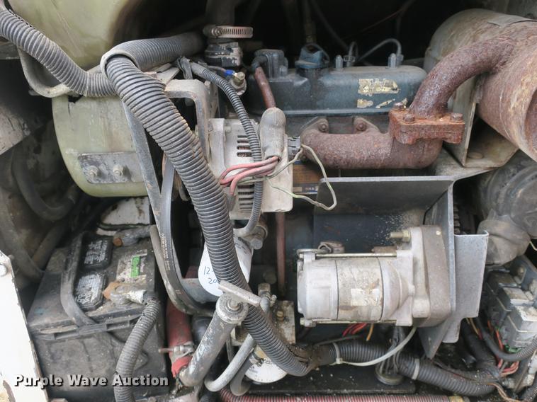 image for item EO9480 1999 Bobcat 453 skid steer