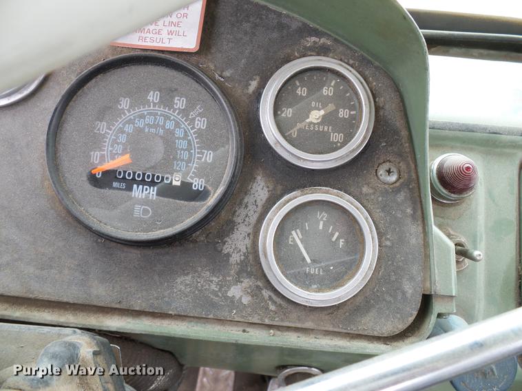 image for item EP9621 1971 Mack RS700L truck cab and chassis