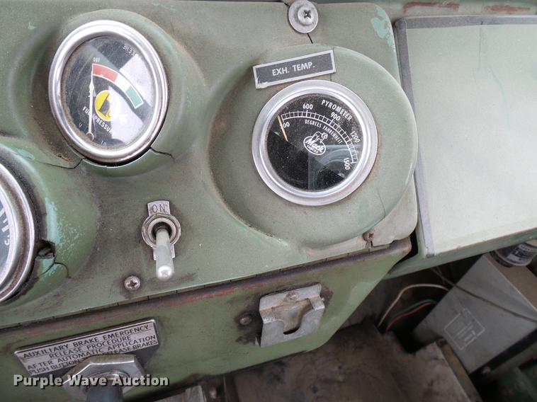 image for item EP9621 1971 Mack RS700L truck cab and chassis