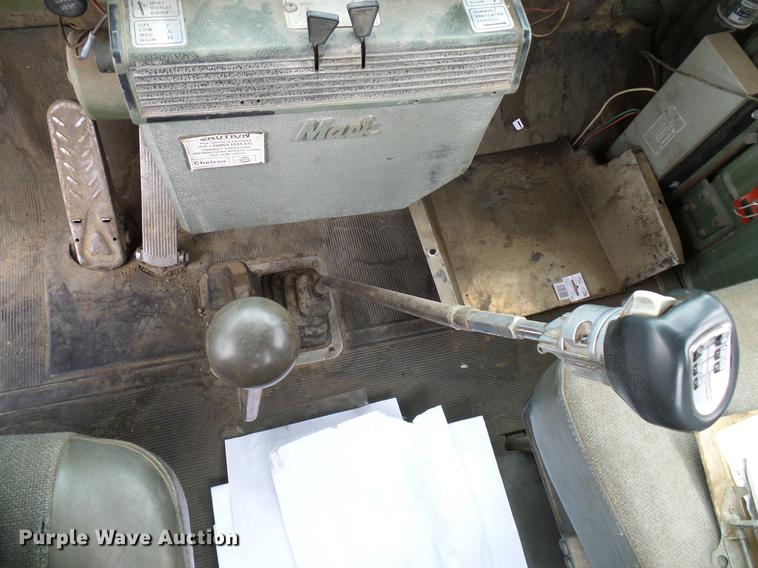 image for item EP9621 1971 Mack RS700L truck cab and chassis