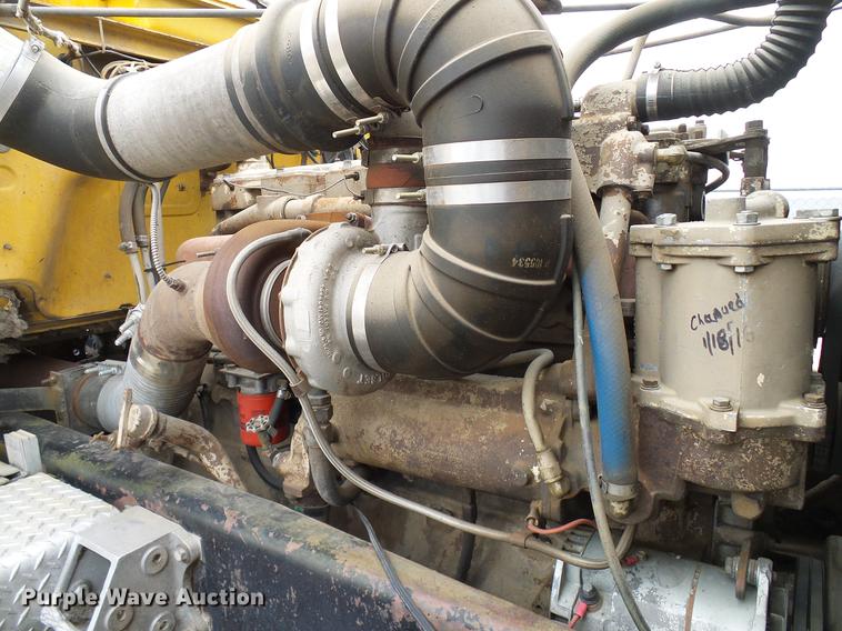 image for item EP9621 1971 Mack RS700L truck cab and chassis