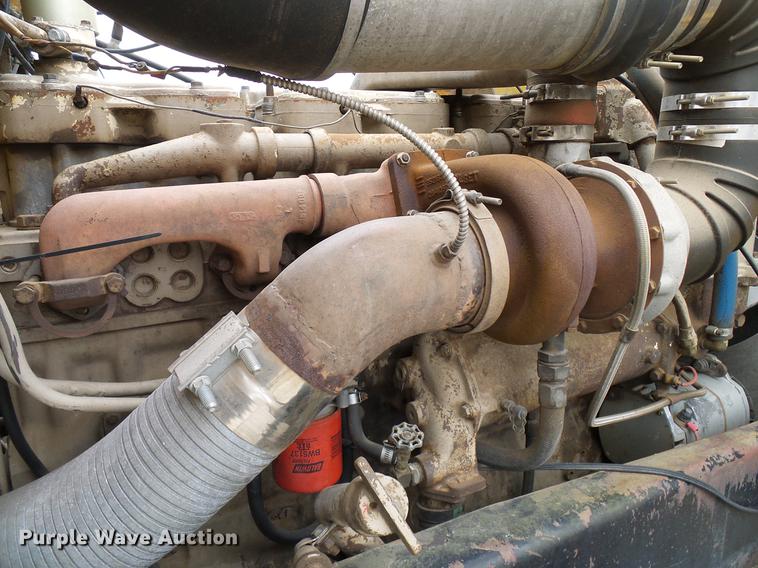 image for item EP9621 1971 Mack RS700L truck cab and chassis