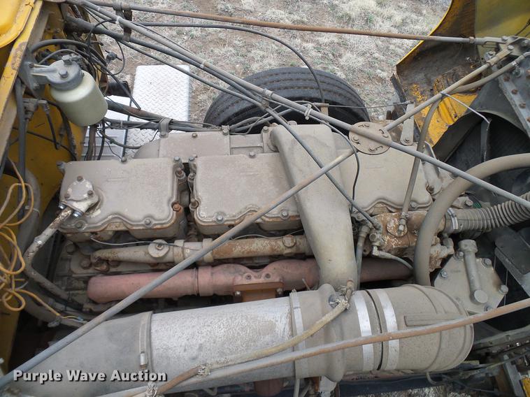 image for item EP9621 1971 Mack RS700L truck cab and chassis