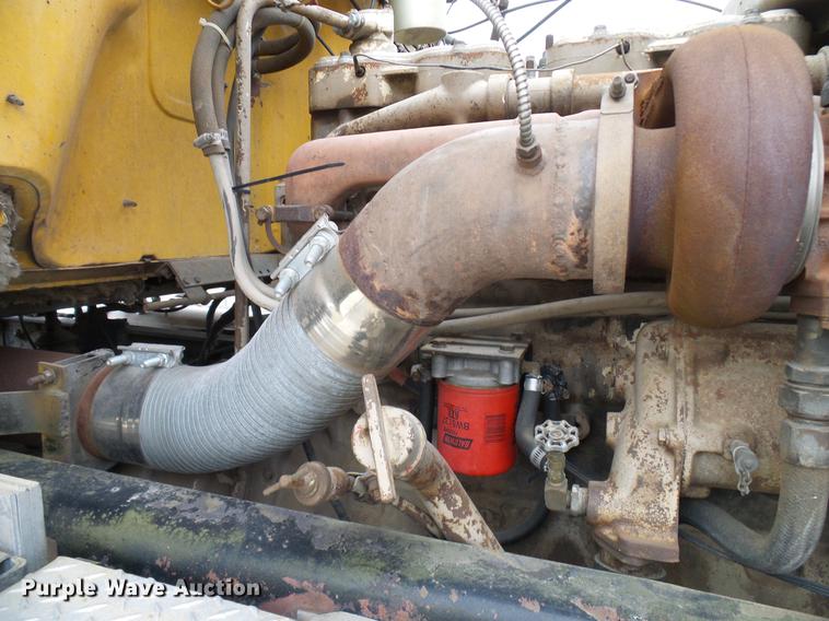 image for item EP9621 1971 Mack RS700L truck cab and chassis