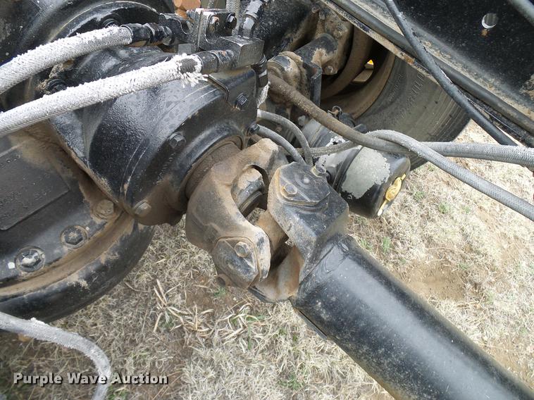 image for item EP9621 1971 Mack RS700L truck cab and chassis