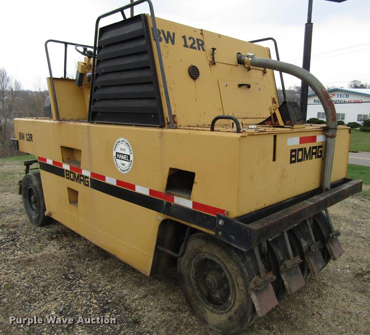 image for item EU9614 Bomag BW12R pneumatic roller