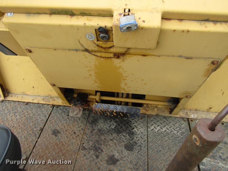 image for item EU9614 Bomag BW12R pneumatic roller