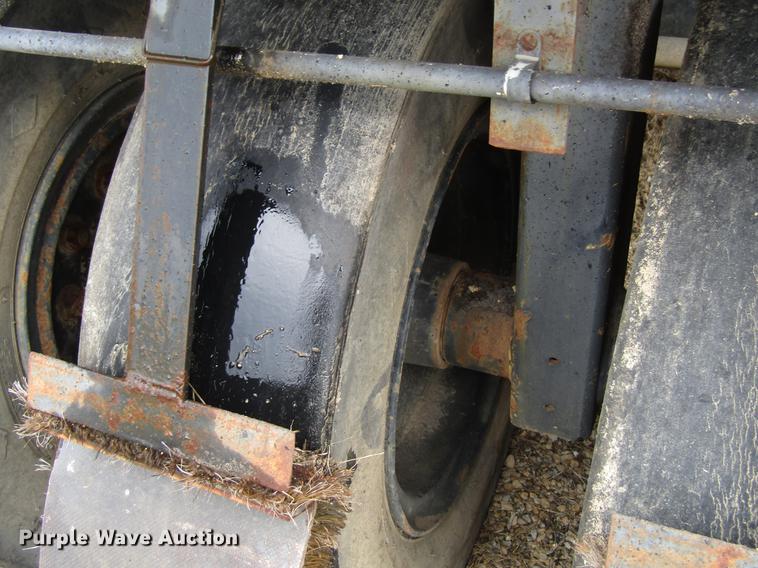 image for item EU9614 Bomag BW12R pneumatic roller